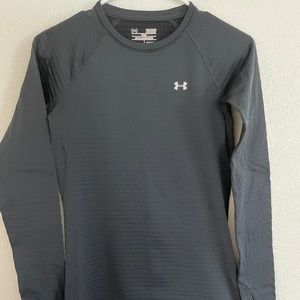 Under Armour women size XS base layer 2.0